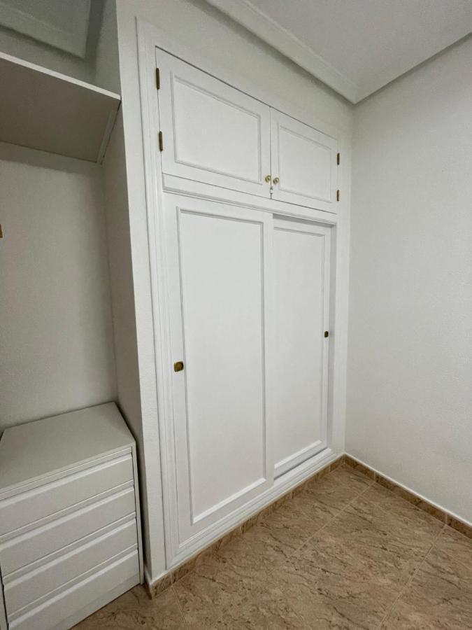 Costa Blanca Apartment Torrevieja Ngoại thất bức ảnh